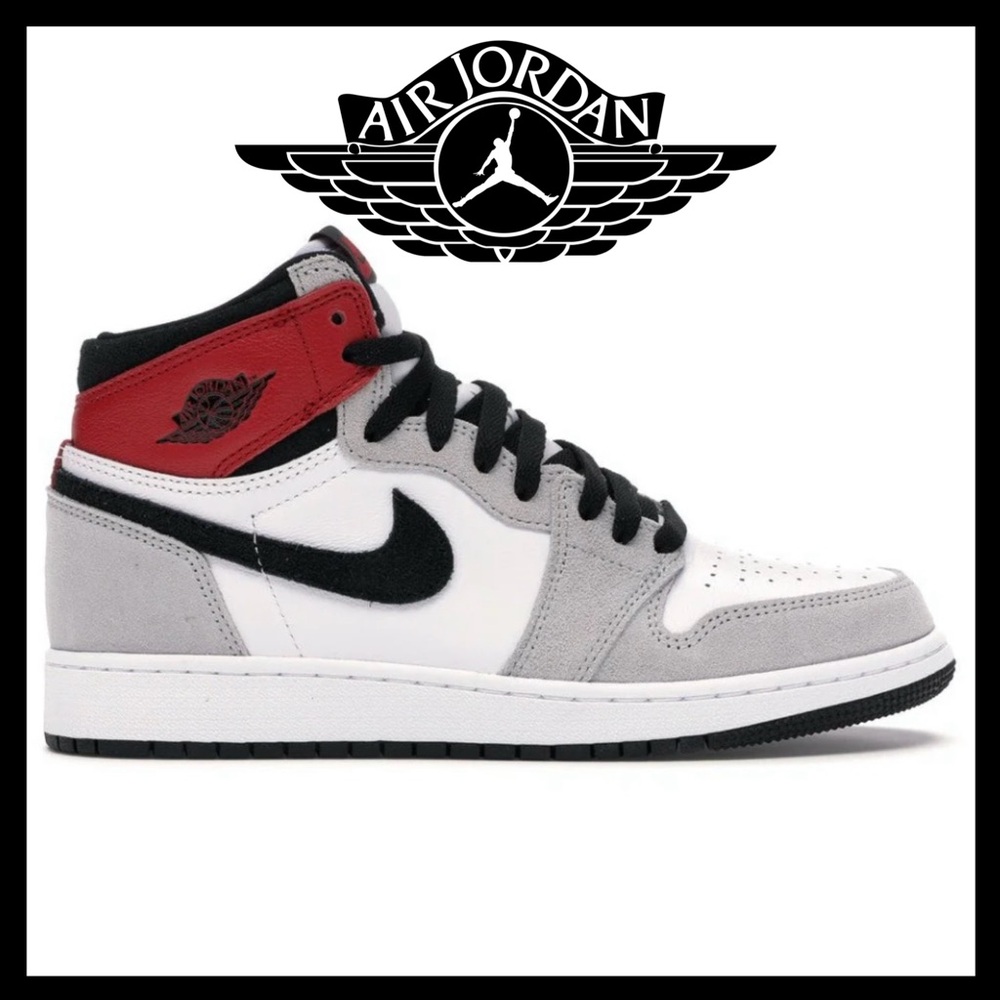 Nike Air Jordan 1 Retro High Top Sneaker (Light Smoke Grey) Size (5.5 Y) EUC
